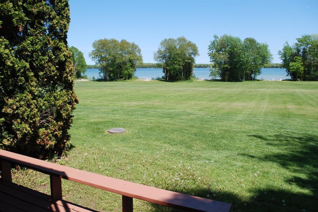 The Rushes Hotel Sturgeon Bay Esterno foto